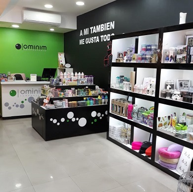 OMINIM llega al shopping Mall Apumanque en Chile