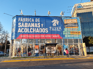 De punta en blanco, recibimos a la franquicia TUYEN